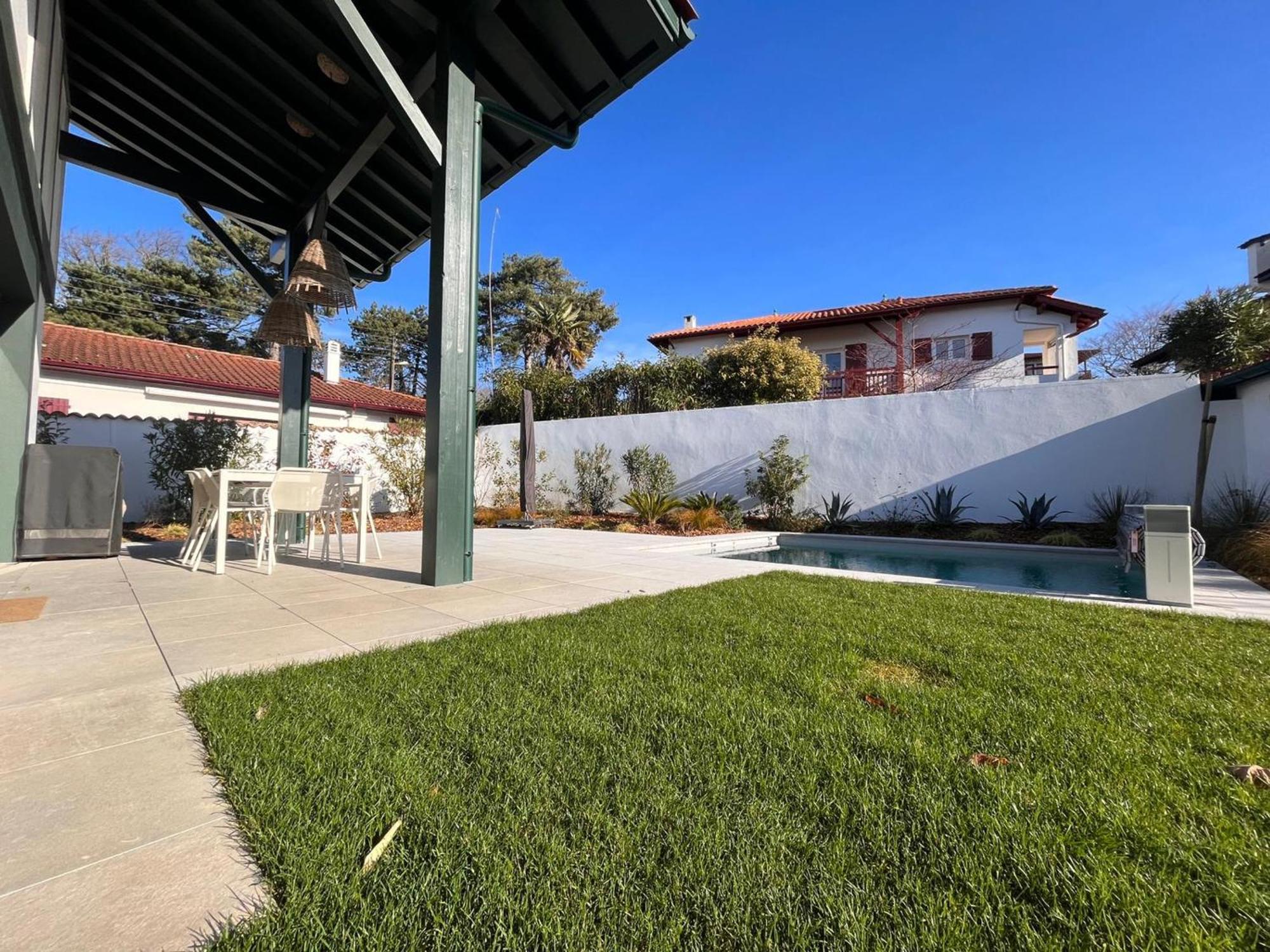 Villa Contemporaine, Piscine Chauffee, Proche Ocean A Saint-Jean-De-Luz - Fr-1-239-682 Exterior foto